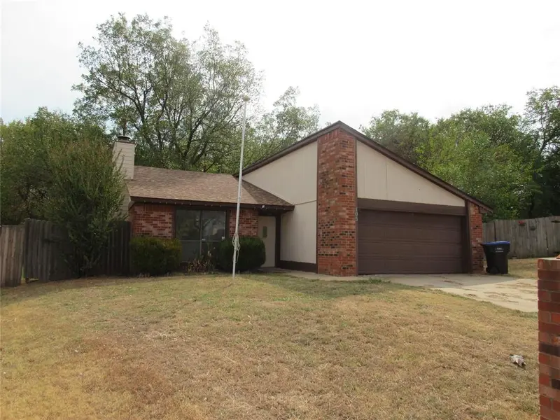 105 Stonewood DR, Noble, OK 73068