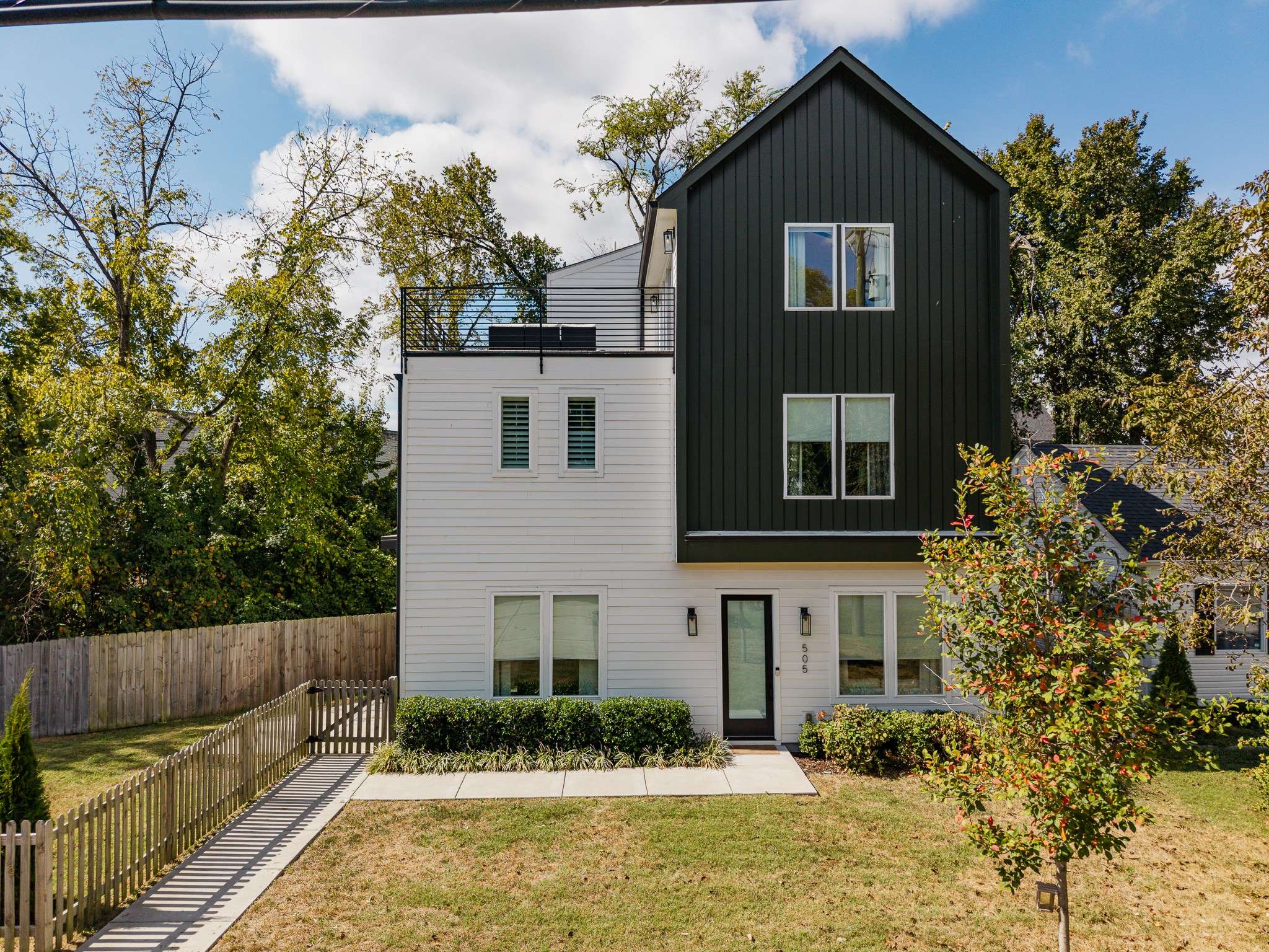 505 Croley Dr, Nashville, TN 37209