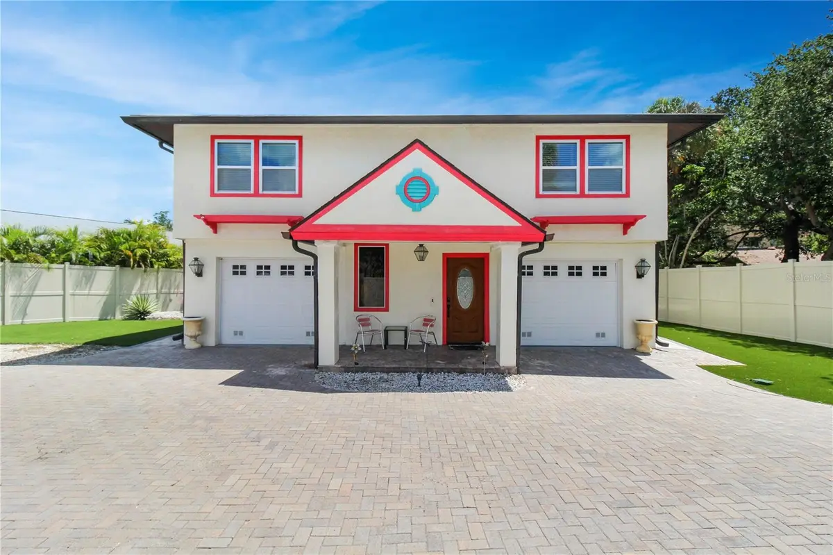 5021 MIDNIGHT PASS RD, Sarasota, FL 34242