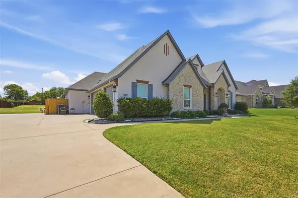860 San Saba E, Midlothian, TX 76065