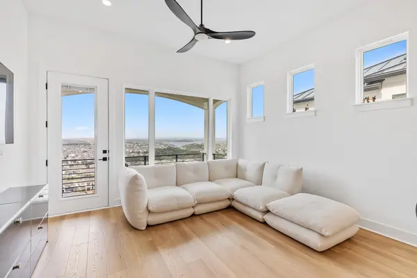 26 Maybury WAY, Austin, TX 78738