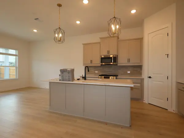 124 Leland Ave, Buda, TX 78610
