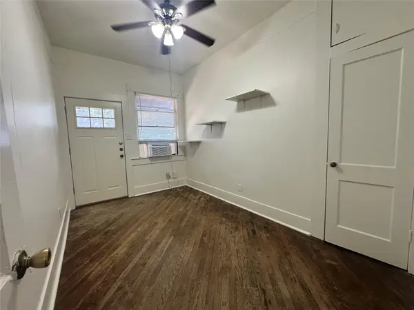 106 W 38th ST #A, Austin, TX 78705