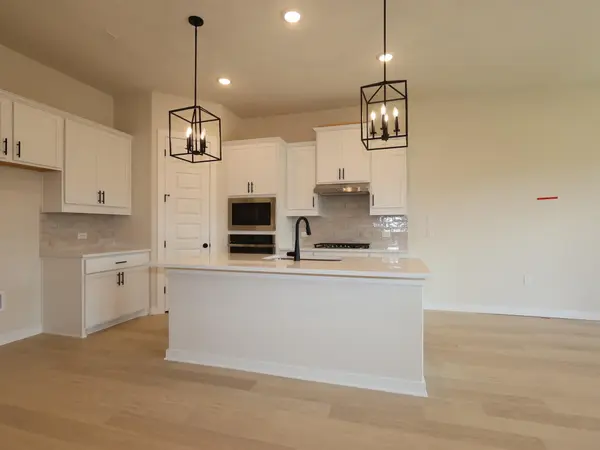 160 Champ Ave, Buda, TX 78610