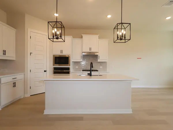160 Champ Ave, Buda, TX 78610