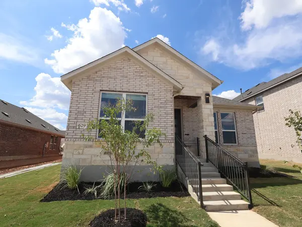 629 Clarissa ST, Buda, TX 78610