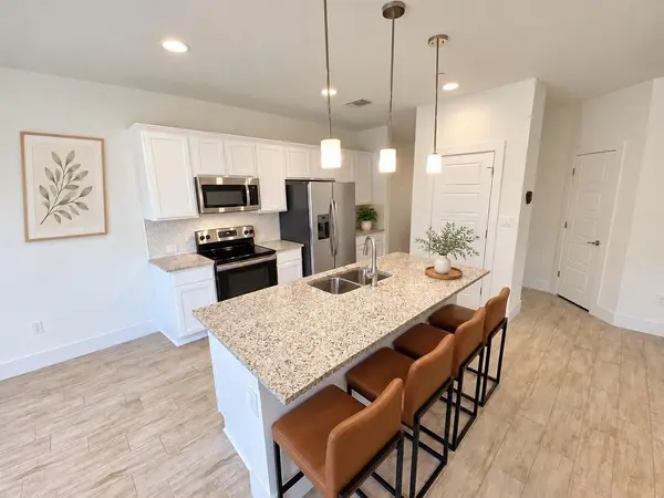 11312 Gadsen LN, Austin, TX 78754