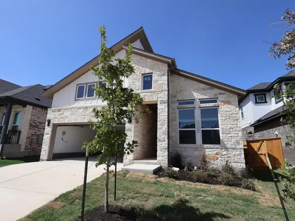 466 Bishop Wood RD, Dripping Springs, TX 78620