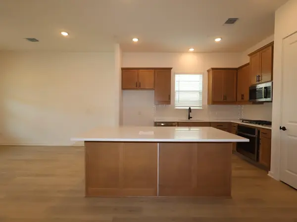 466 Bishop Wood RD, Dripping Springs, TX 78620
