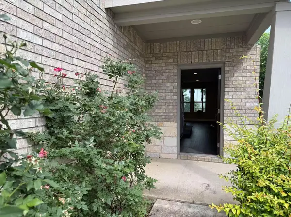 16103 Windroot ST, Austin, TX 78728