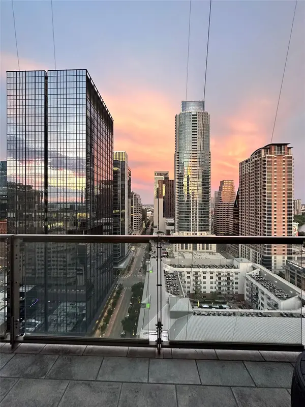 210 Lavaca ST #2013, Austin, TX 78701