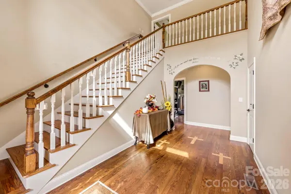 671 Mud Cut LOOP, Marion, NC 28752