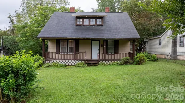 1847 2nd AVE SW, Hickory, NC 28602