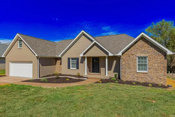 8422 Lancaster DR, Newburgh, IN 47630
