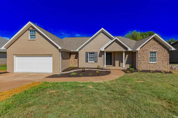8422 Lancaster DR, Newburgh, IN 47630