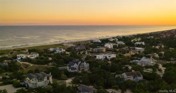 7 Mitchell Dunes LN, Amagansett, NY 11930