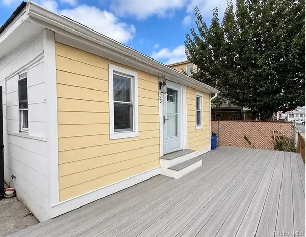 93 New Hampshire ST, Long Beach, NY 11561