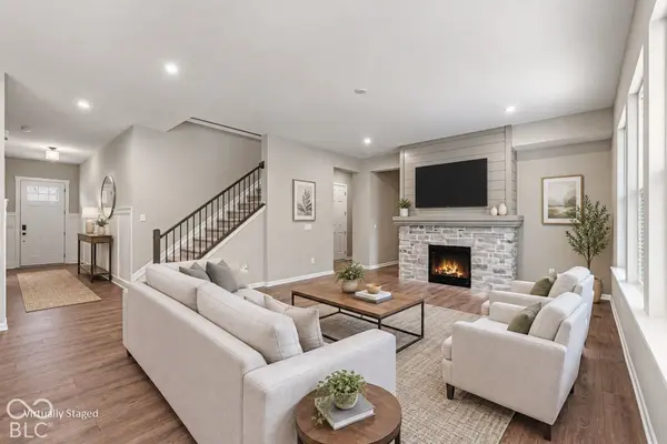 5572 Brook Hill RD, Avon, IN 46123