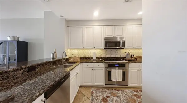 606 RIVIERA DUNES WAY #207, Palmetto, FL 34221