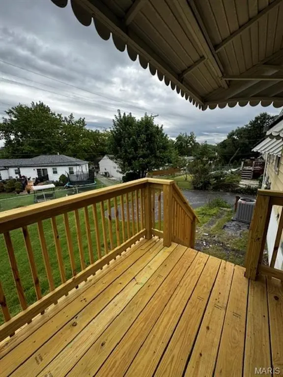 7051 Circleview DR, Affton, MO 63123