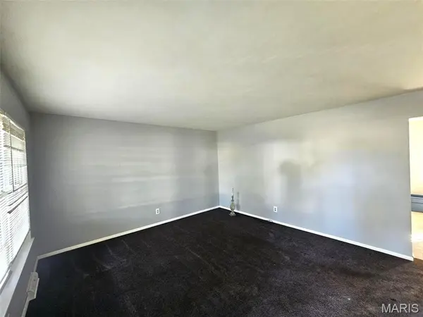 404 Duchesne AVE, O'fallon, MO 63366