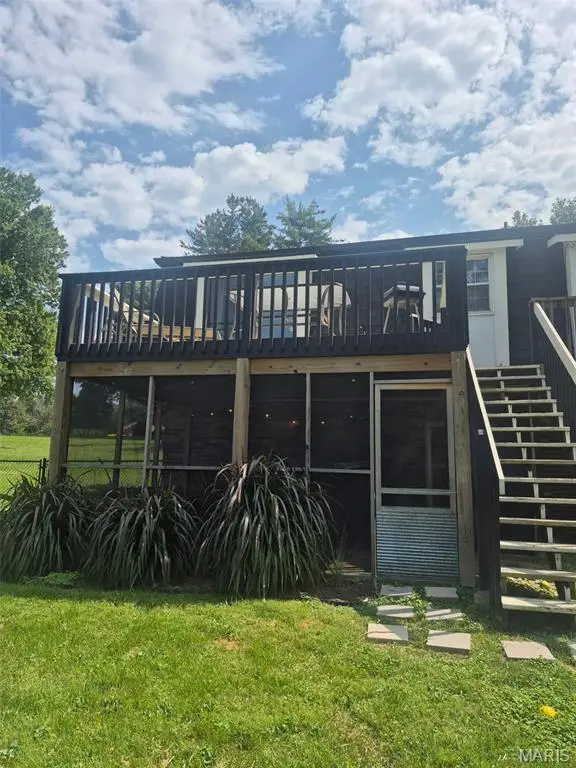 405 Bourbeuse RD, Union, MO 63084