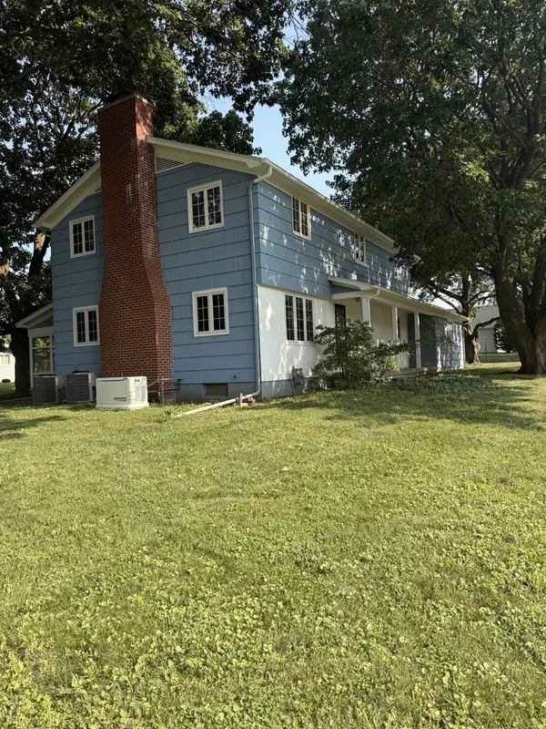 915 Sunset DR, Princeton, IL 61356