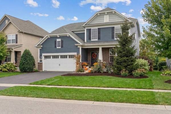 43 Palisades BLVD, Hawthorn Woods, IL 60047