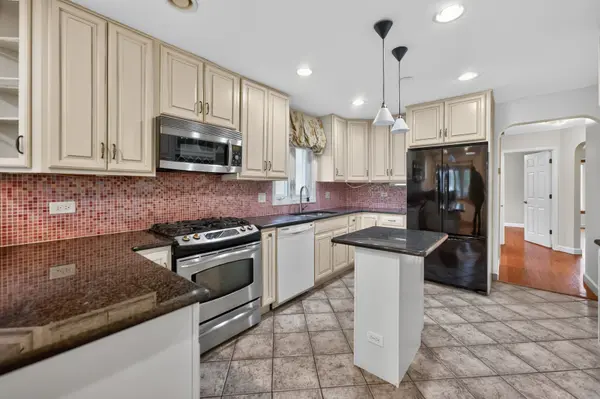 8632 W Ainslie ST, Norridge, IL 60706