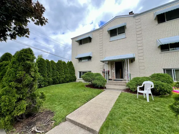 8887 N Grace AVE #1, Niles, IL 60714