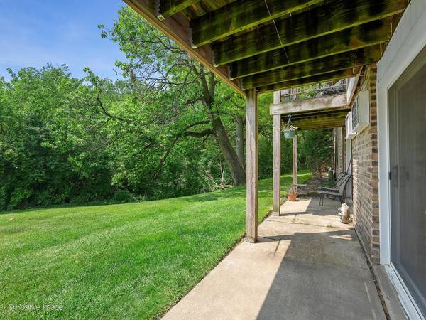 10130 S 84th TER #11107, Palos Hills, IL 60465