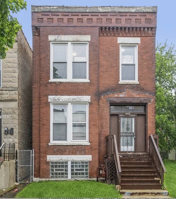 6618 S MARQUETTE RD, Chicago, IL 60637
