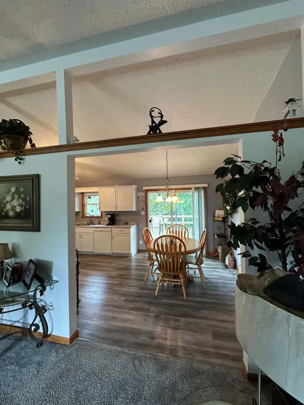 809 Capitol DR, Hobart, IN 46342