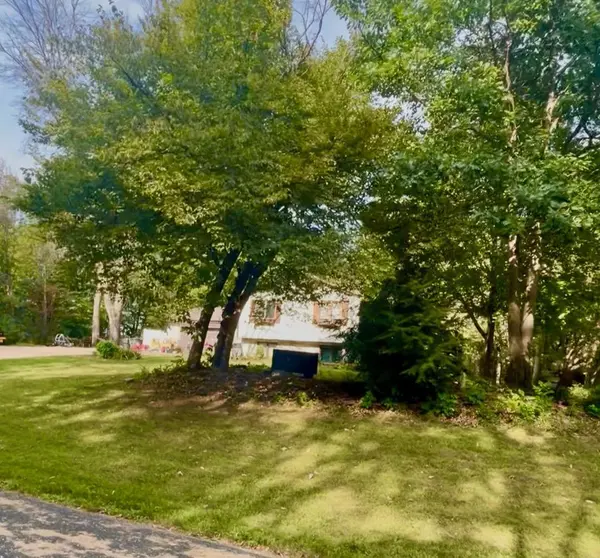 2060 Bridge Spur, Shakopee, MN 55379