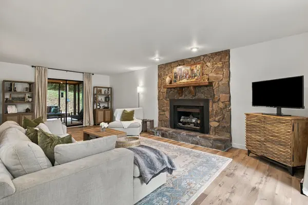 2551 Distillery Rd, Greenbrier, TN 37073