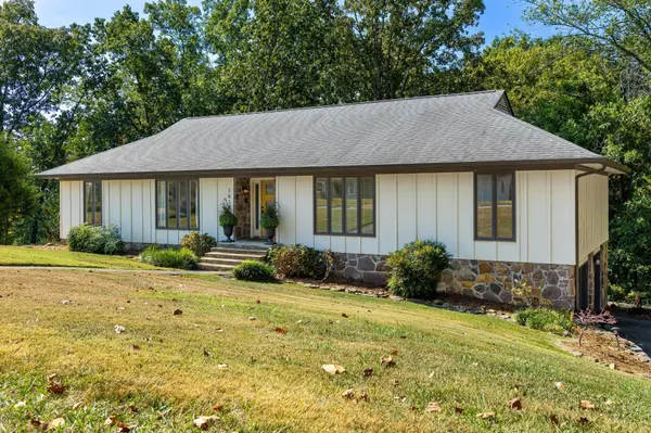1610 Starboard Drive, Hixson, TN 37343