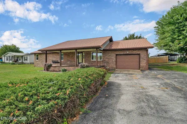 105 E Minnie Ave, Monterey, TN 38574
