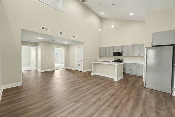 2717 Amelia Lane, Salina, KS 67401