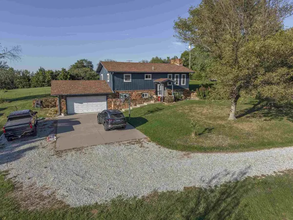 500 N Plum, Howard, KS 67349