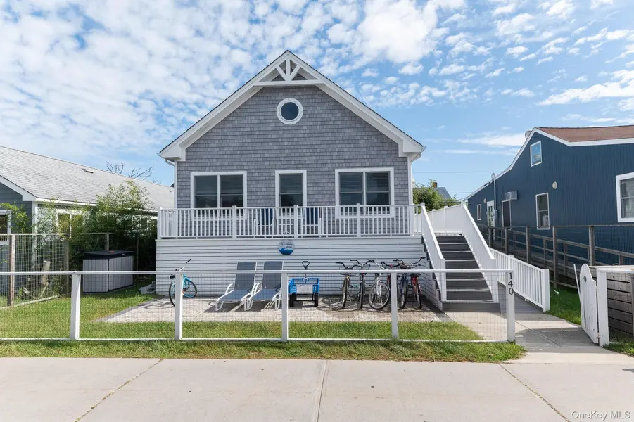 140 Bungalow WALK, Ocean Beach, NY 11770