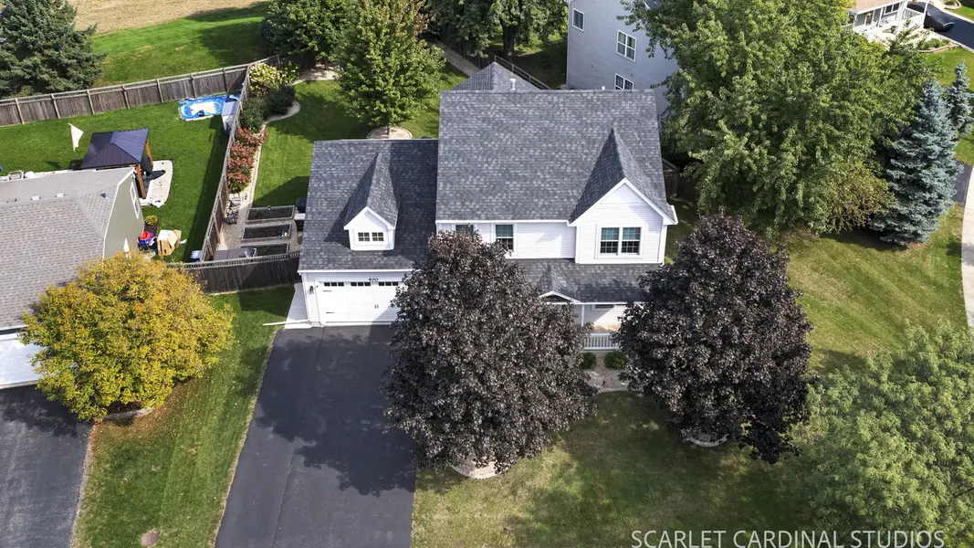 400 Kensington DR, Oswego, IL 60543