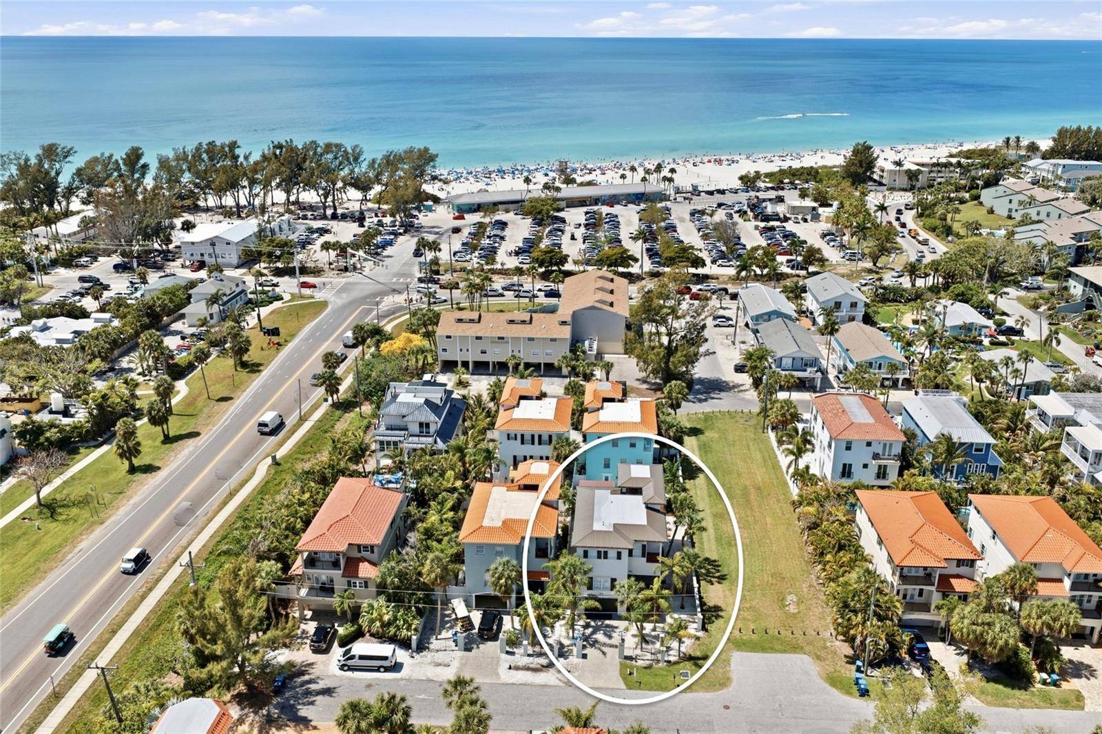 4006 5TH AVE, Holmes Beach, FL 34217