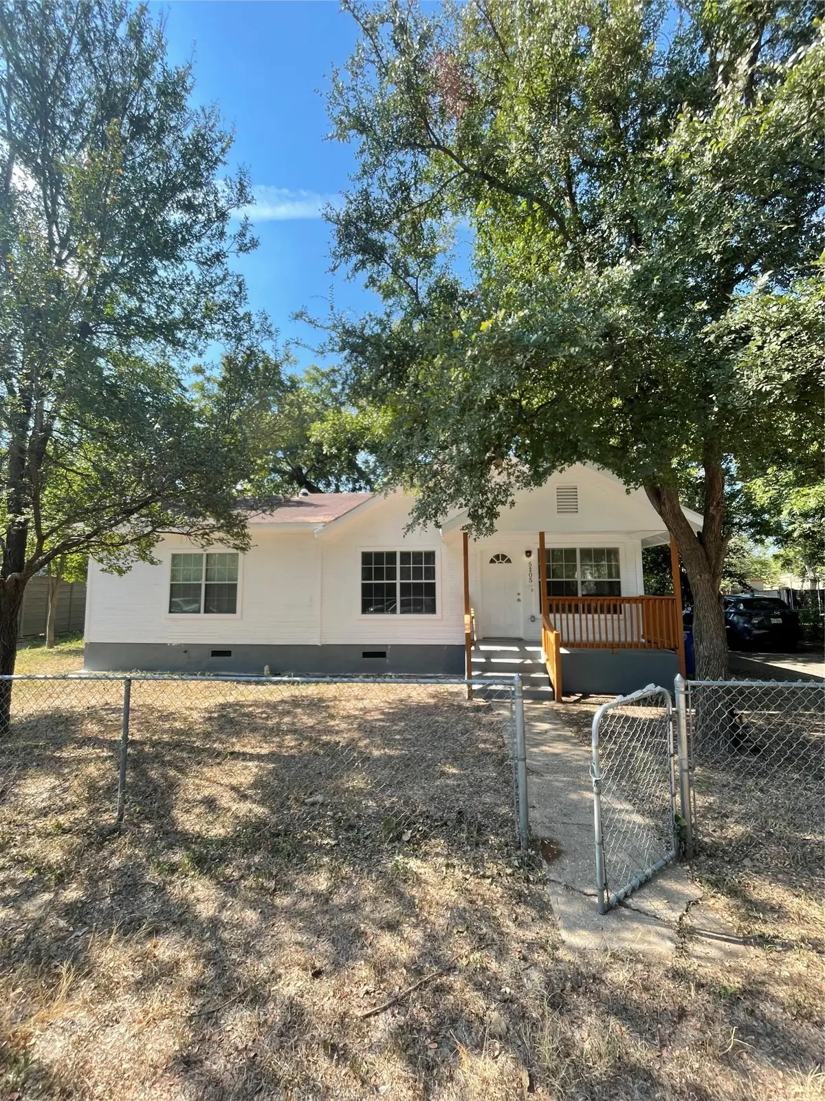 5205 Glissman RD, Austin, TX 78702