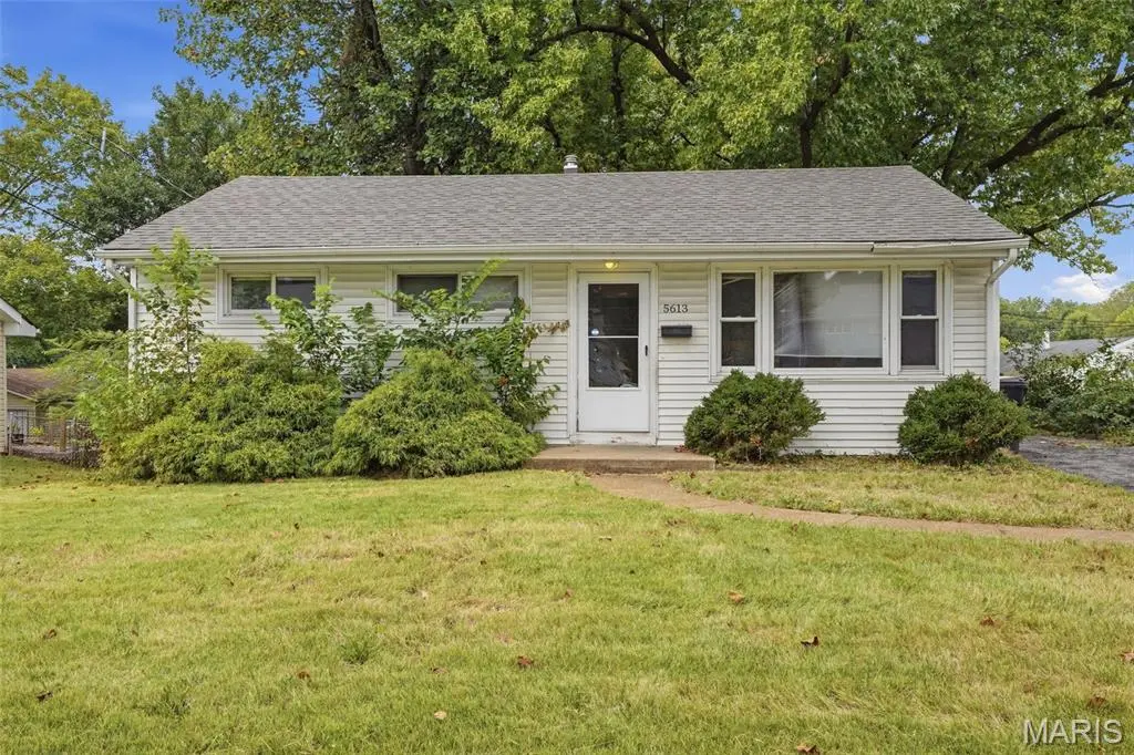 5613 Sanborn DR, St Louis, MO 63121