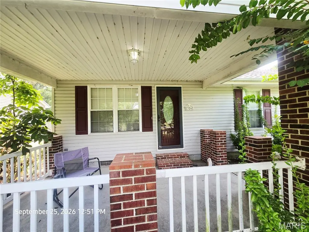 324 W Lewis Ave, Lilbourn, MO 63862