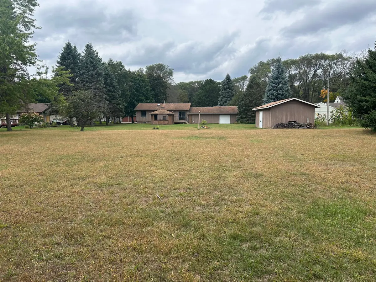 8741 Griggs AVE, Circle Pines, MN 55014