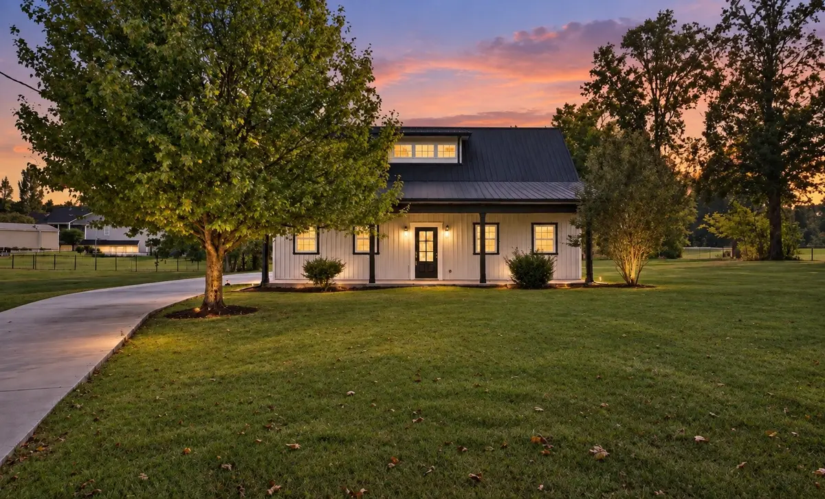 6063 Mansford Rd, Winchester, TN 37398