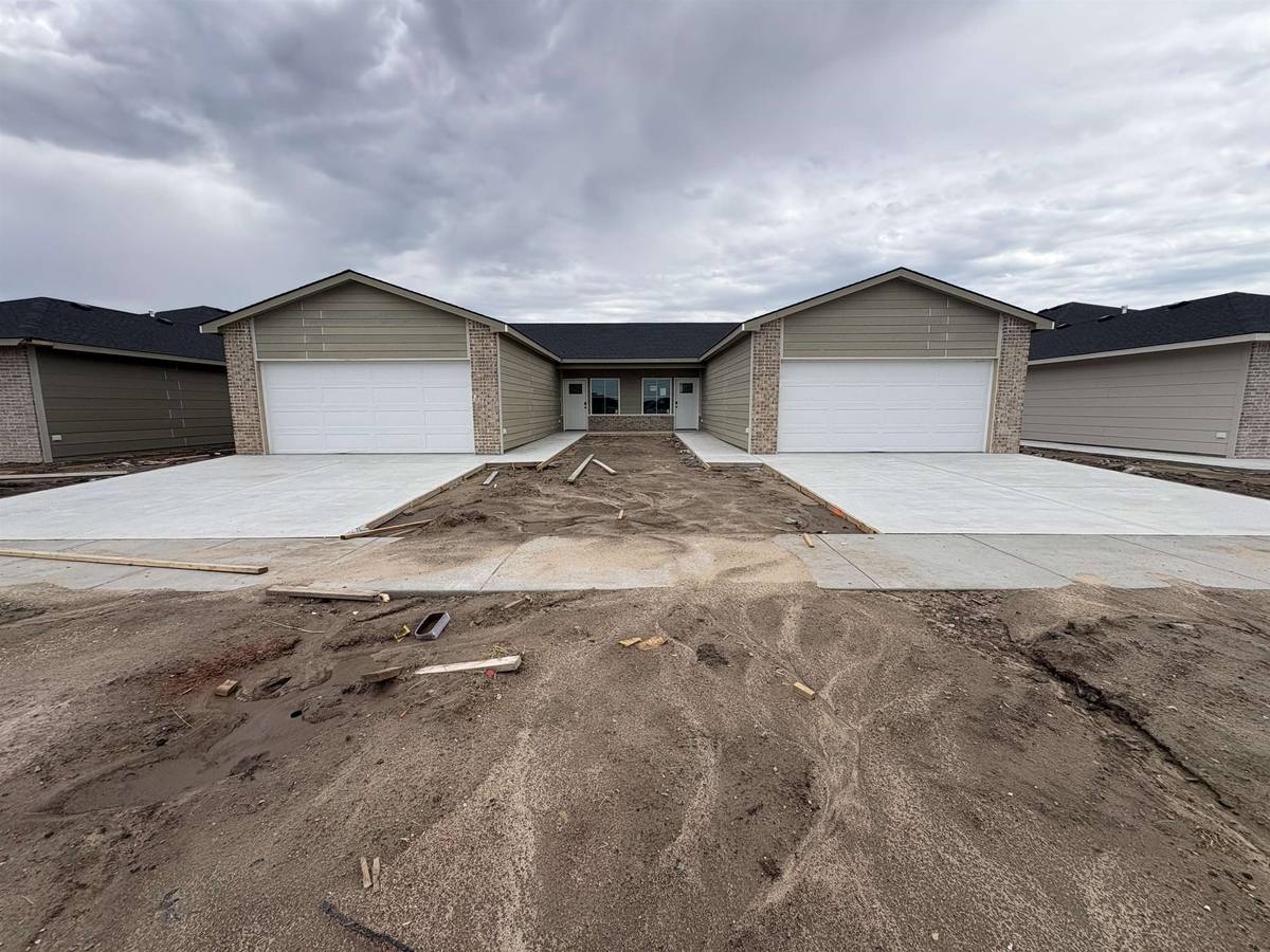 2912 S Denene, Wichita, KS 67215