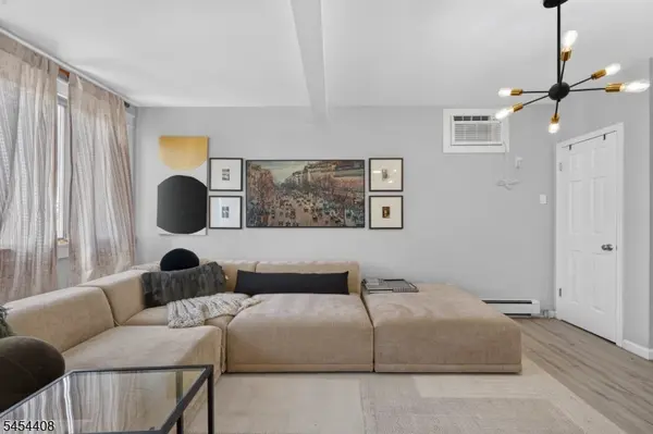 40-46 W 20Th St #9, Bayonne City, NJ 07002