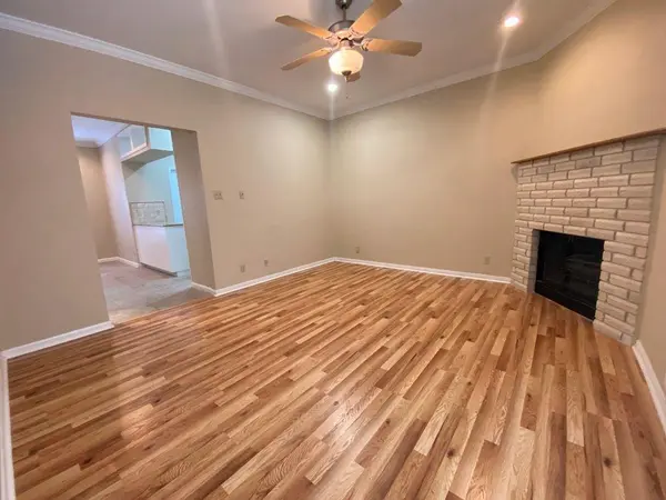 1307 Kinney Ave #161, Austin, TX 78704